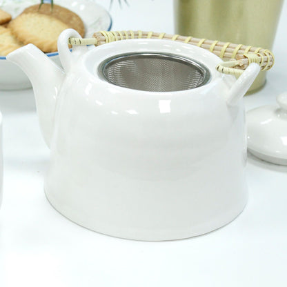 The Pure White Teapot Set